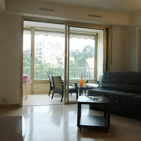 Daire Spacious In The Center Of Terrace Easy Walk To The Croisette And Palais - 1923 Cannes