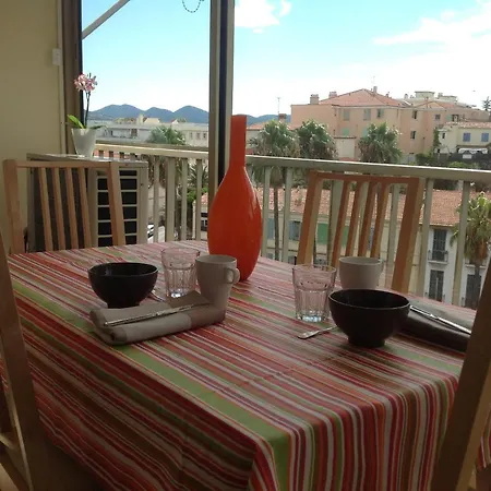 Spacious In The Center Of Terrace Easy Walk To The Croisette And Palais - 1923 Daire *