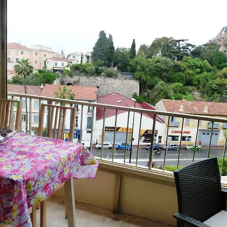Spacious In The Center Of Terrace Easy Walk To The Croisette And Palais - 1923 Cannes